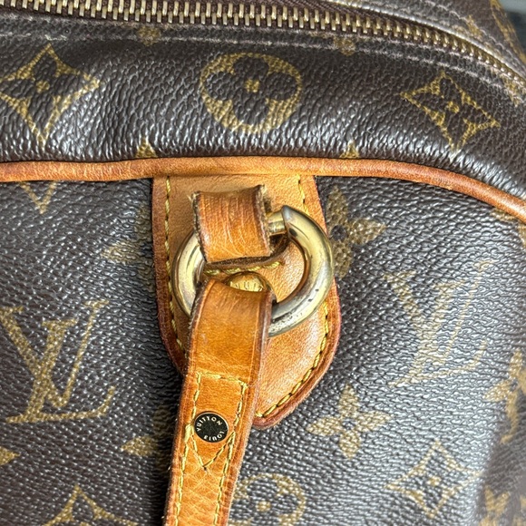 Louis Vuitton Montorgueil Classic Brown Monogram Shoulder Bag - Picture 8 of 16